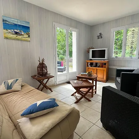 Casa vacanze Confort Avec Terrasse, Cuisine D'ete Et Jardin, A 3 Km Des Plages - Les Mathes-la Palmyre - Fr-1-705-70