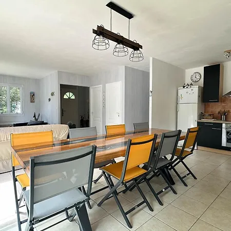 Casa vacanze Confort Avec Terrasse, Cuisine D'ete Et Jardin, A 3 Km Des Plages - Les Mathes-la Palmyre - Fr-1-705-70 Les Mathes