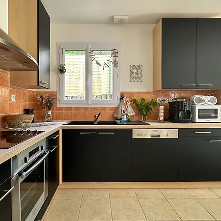 Confort Avec Terrasse, Cuisine D'ete Et Jardin, A 3 Km Des Plages - Les Mathes-la Palmyre - Fr-1-705-70 Casa vacanze Les Mathes